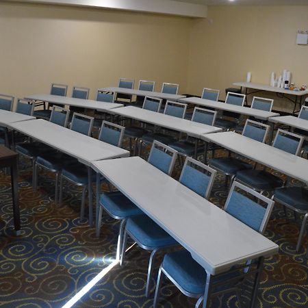 Holiday Inn Express Yorkton East By Ihg Eksteriør billede