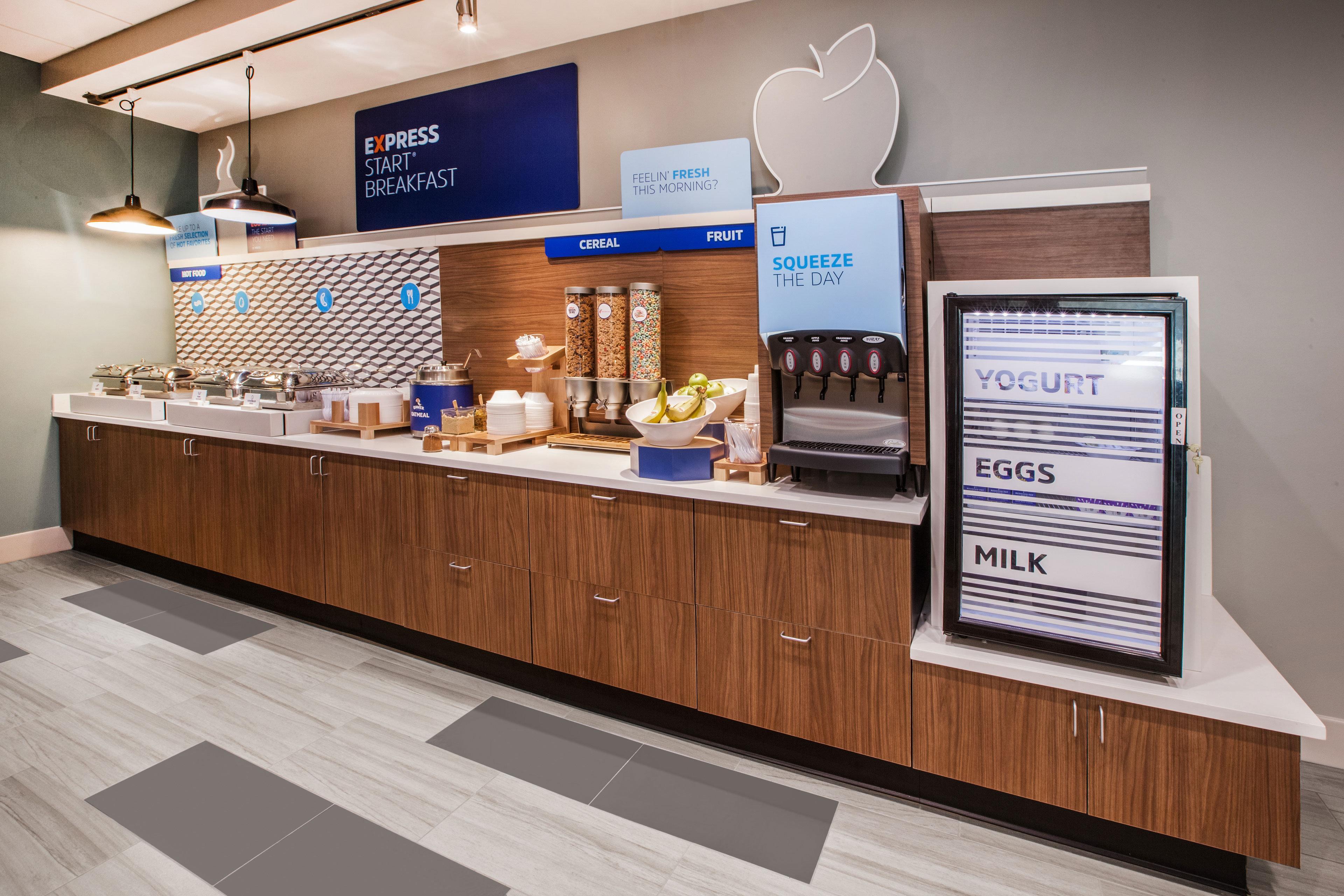 Holiday Inn Express Yorkton East By Ihg Eksteriør billede